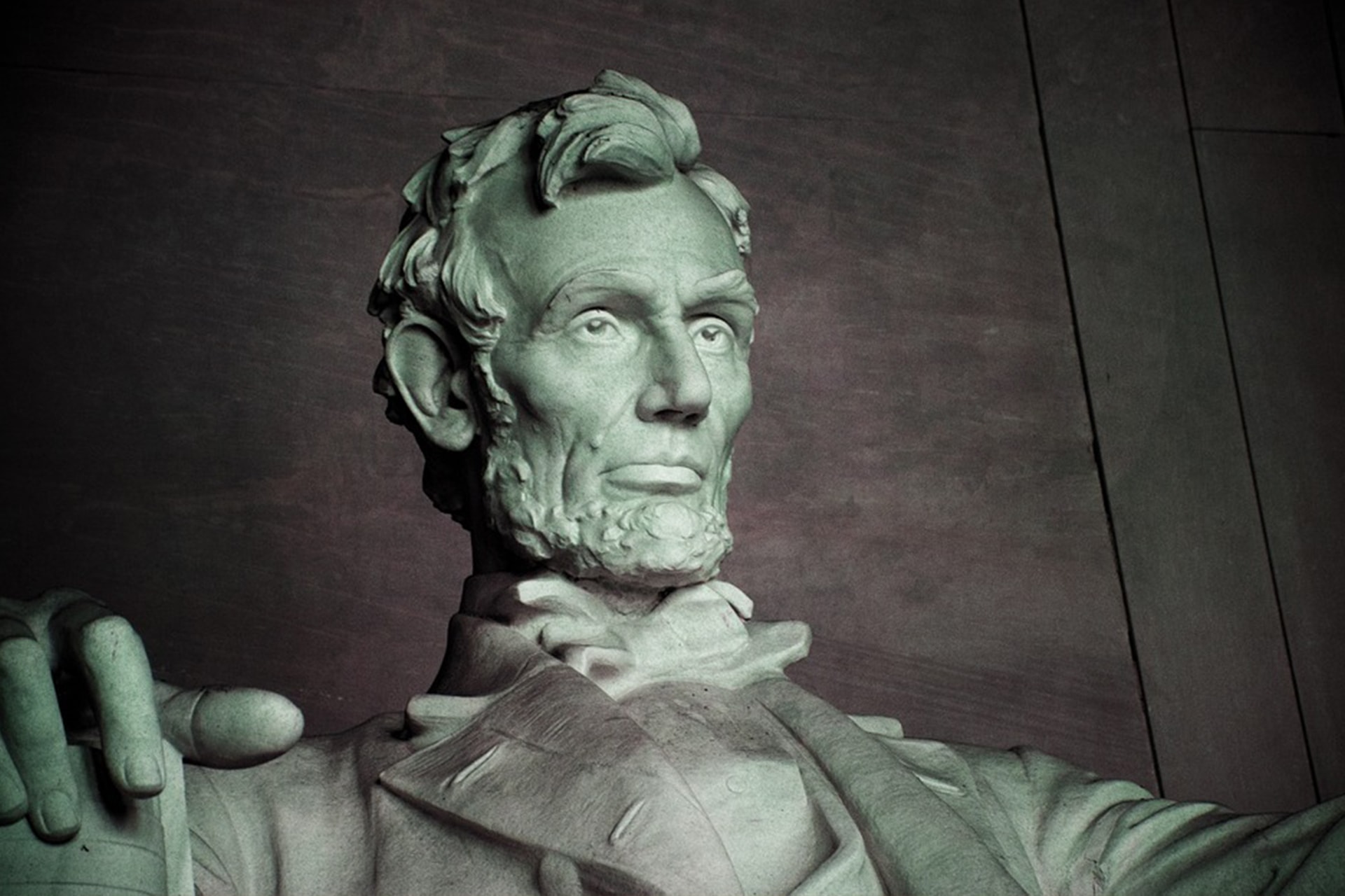 アメリカにおけるリンカーンの銅像は何処にあるのか リンカーンの生い立ち 生涯 名言と演説など